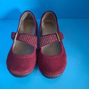 Vionic GOLETA Burgundy Suede Leather Mary Jane Shoes/ Brass Studded Straps 10M